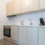 Gazia Milos 아다마스